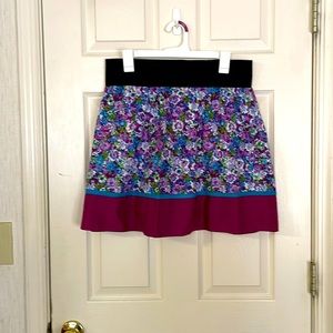 Floral Skirt with elastic waistband and pockets